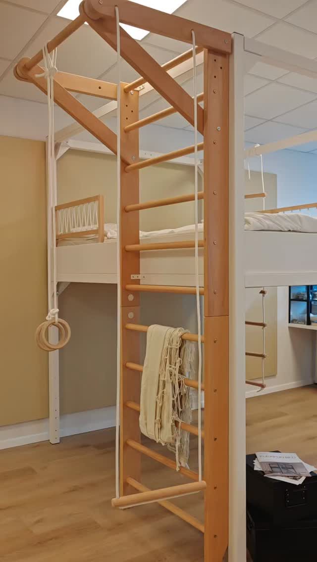 Instagram post from flexifunbed. This post is in position 1.